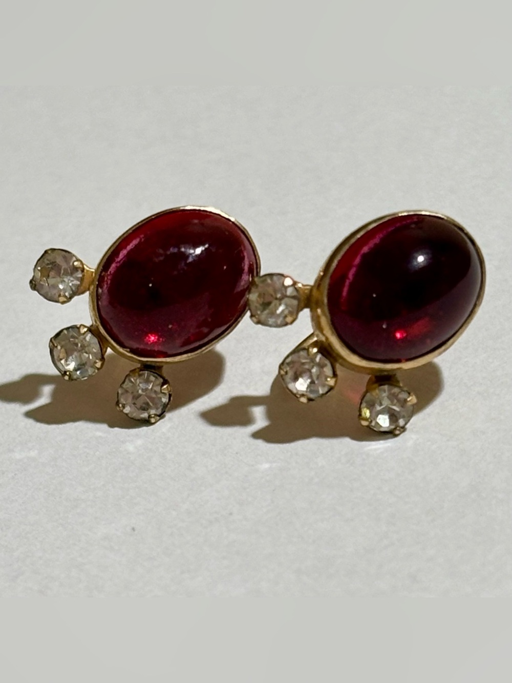 Vintage Van Dell 12K Gold Filled Ruby Red Cabochon Rhinestone Screwback Earring